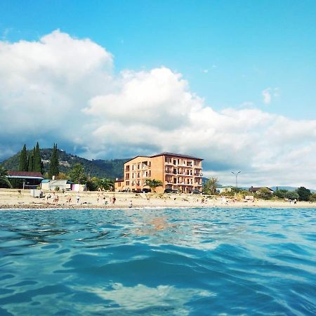 Leon Hotel New Athos Esterno foto