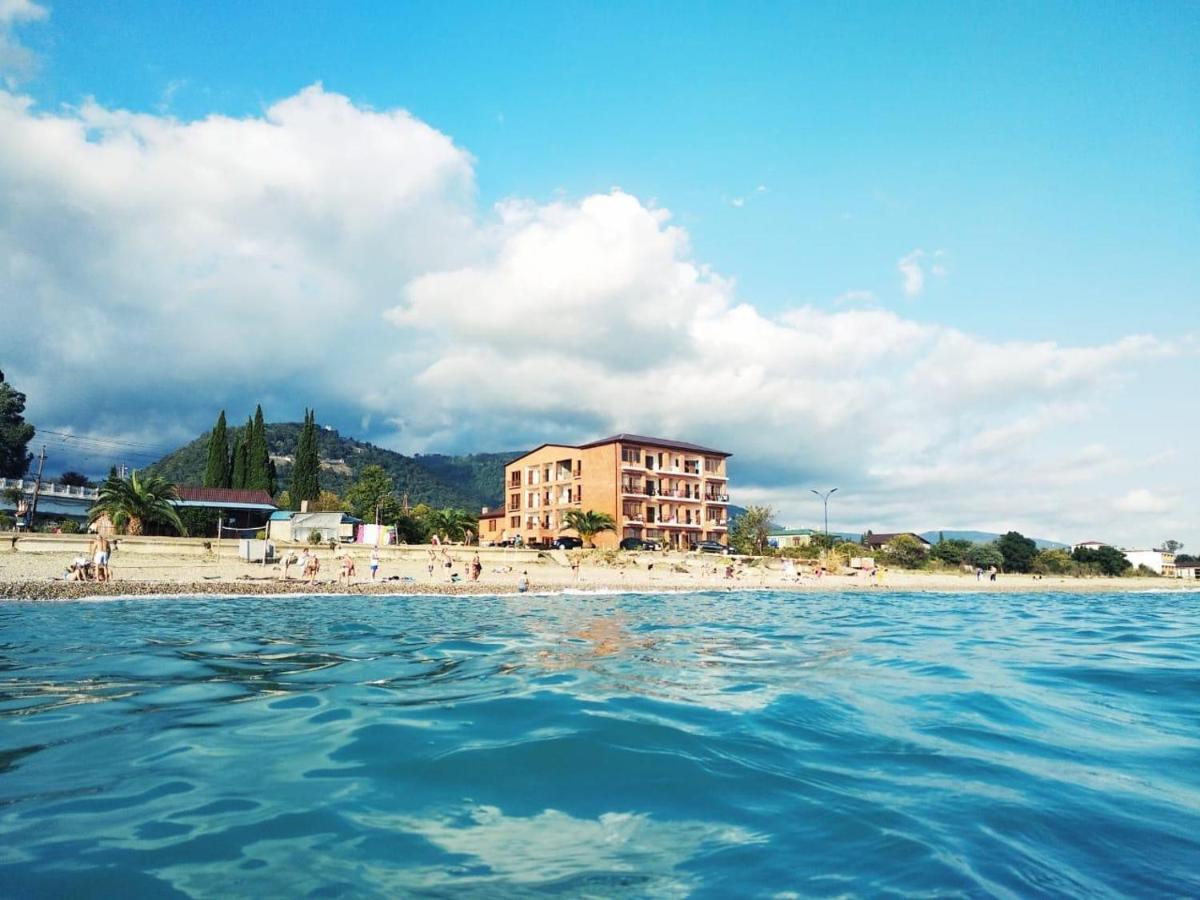Leon Hotel New Athos Esterno foto