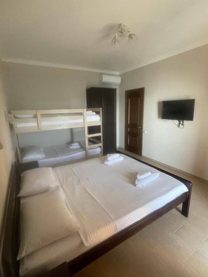Leon Hotel New Athos Esterno foto